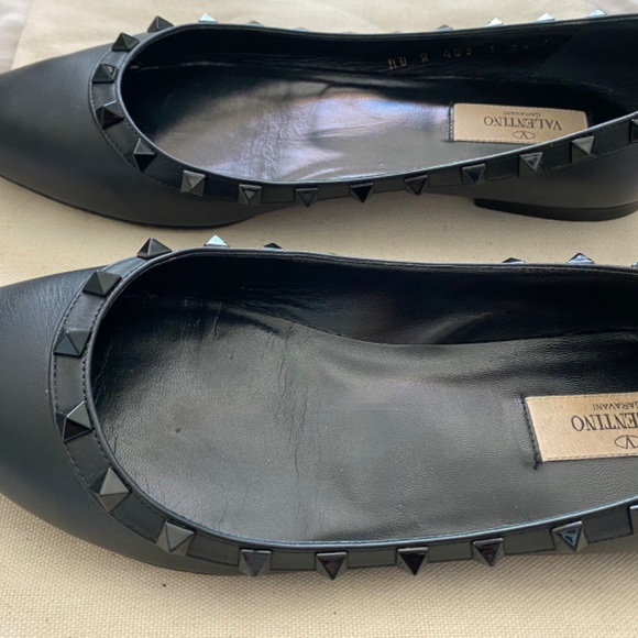 Valentino Rockstud Noir Pointed Flats - Picture 3 of 8